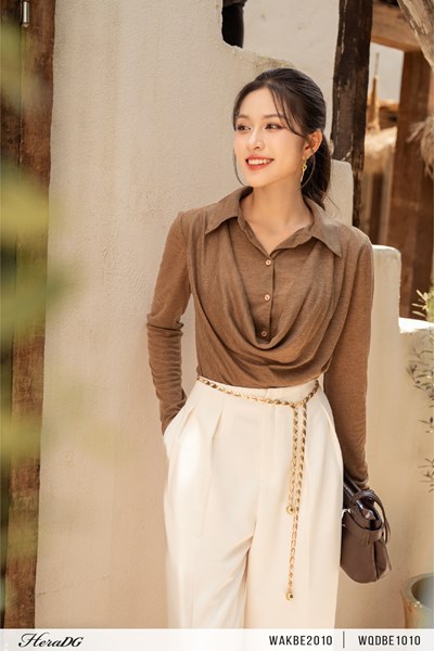 Hiển thị chi tiết cho Áo kiểu cổ sơ mi tà đổ Ảnh của Áo kiểu cổ sơ mi tà đổ